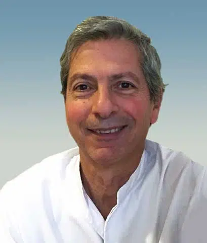 Dr. Osvaldo Gossn, oftalmólogo fundador de la clínica en Buenos Aires